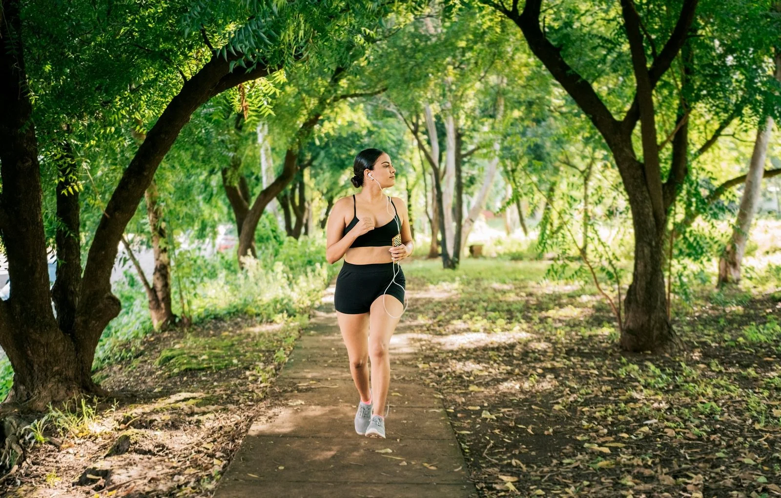 How Running and Pelvic Floor Health Are Interconnected: What Every Runner Should Know